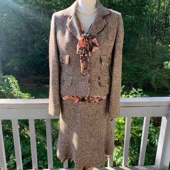 ANN TAYLOR LOFT Tweed Suit - Picture 10 of 16